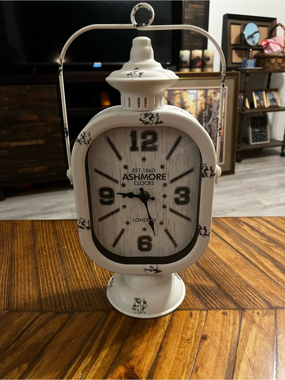 Ashmore White Vintage-Style Table Clock
